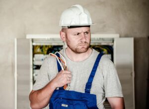 一括査定で知る測量費や解体費はどこまで譲渡費用に含まれる？