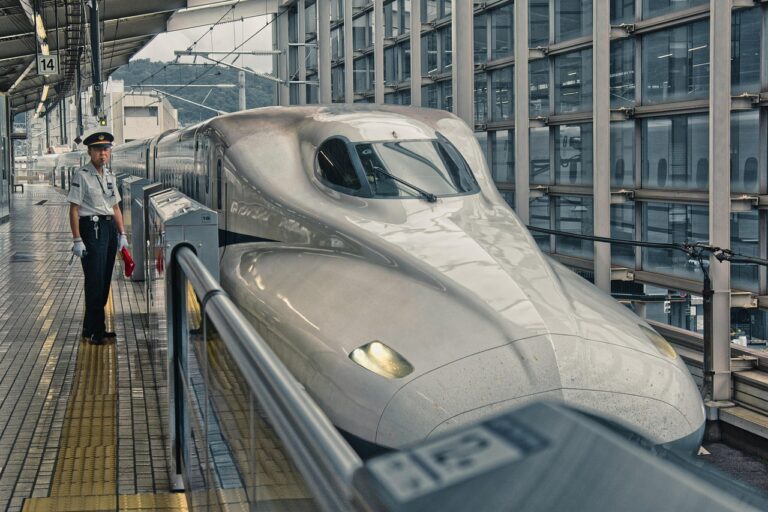 一括査定で京都市中京区の町家売却、最適な相談先はどこ？